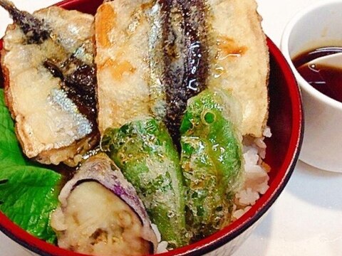 今が旬ですよ☆甘いタレが絶品の美味しい秋刀魚天丼